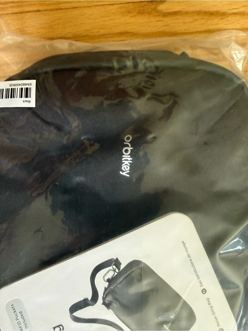 NWT: Orbitkey Travel Sling (3L), Black, new with tags